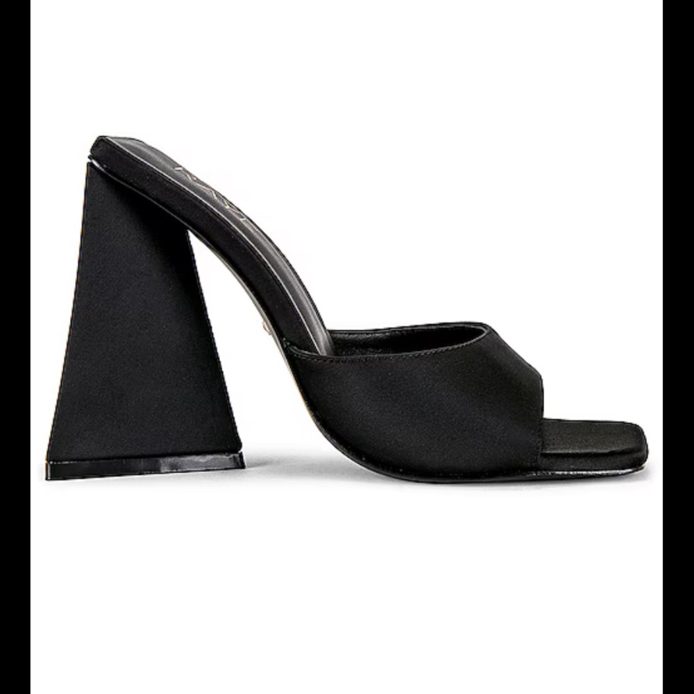 RAYE Zaniyah Heel in Black (REVOLVE)